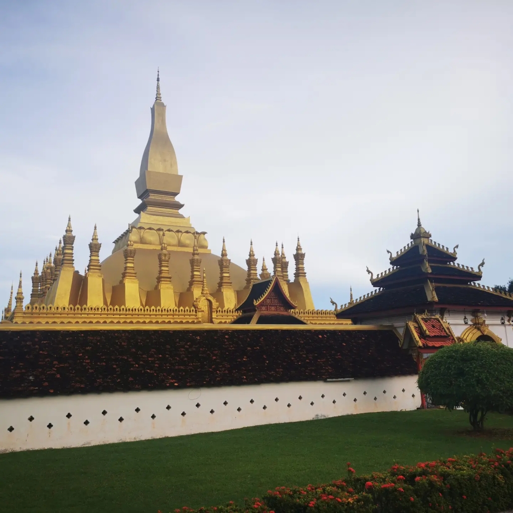 Wat That Luang Tai